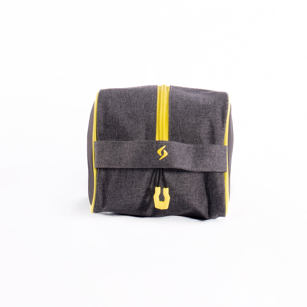 Trail Black Toiletry