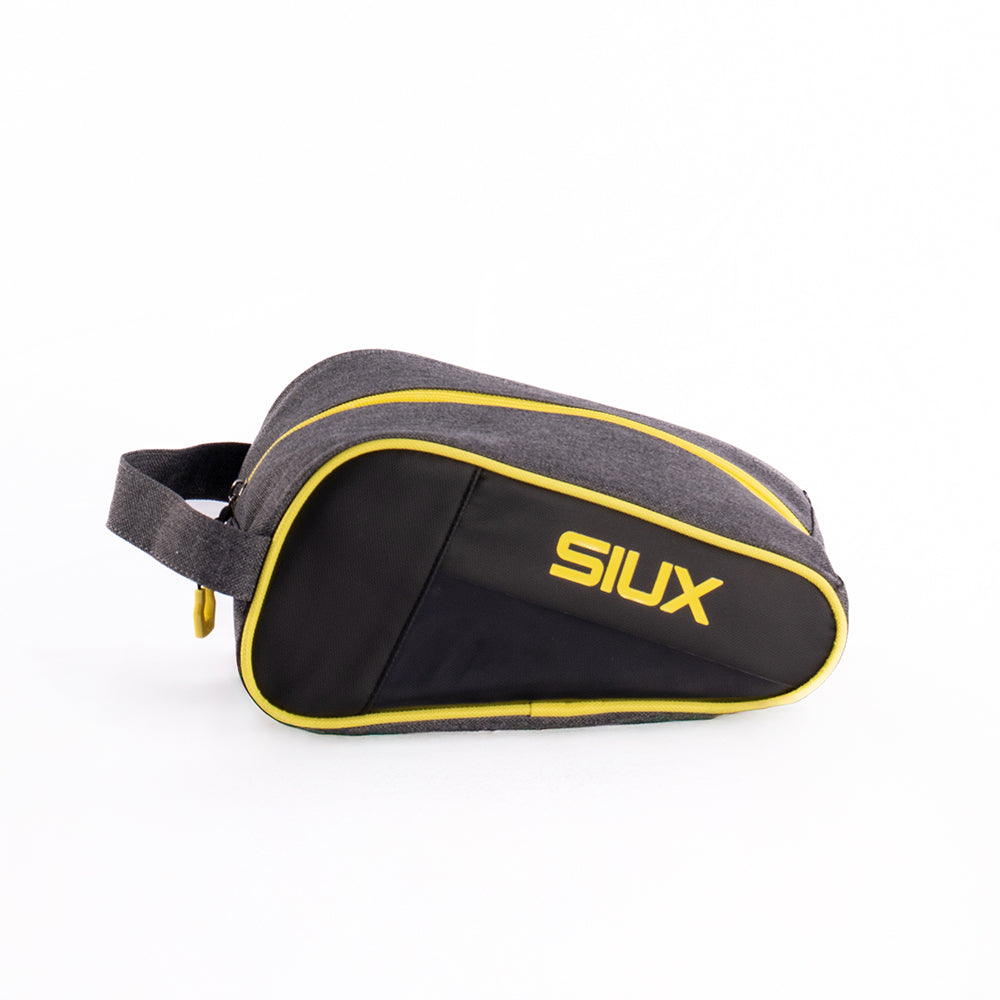 Trail Black Toiletry