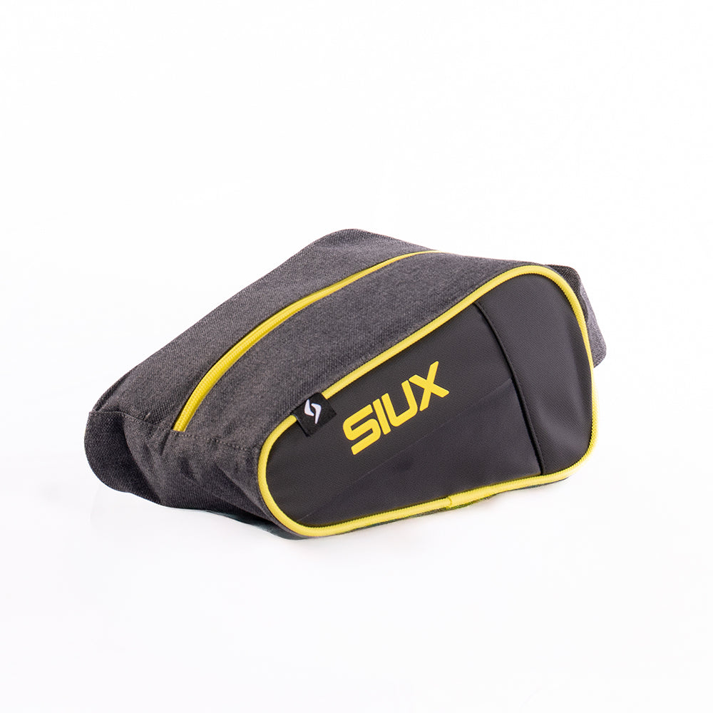 Trail Black Toiletry